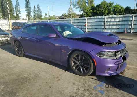 2019 Dodge Charger Scat Pack z USA, uszkodzony, nr VIN 2C3CDXGJ0KH697018